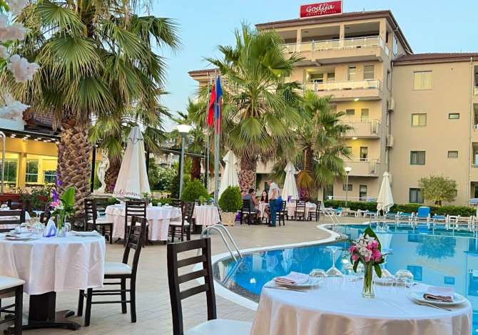 Job Offers for Kuzhinier, Nd Kuzhinier/e,Picier,Barist/e,Kamarier/e,Sanitare in Shkodra