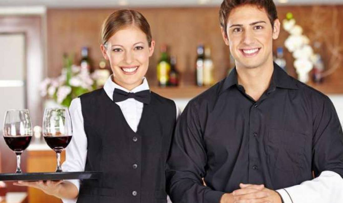 Offerte di lavoro a Durazzo, Profession Kamarier/Kamariere , Con esperienza, Pagamento Trattabile.