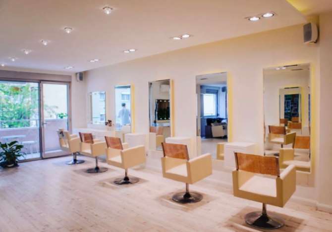 Offerte di lavoro per Parukier/e a Tirana