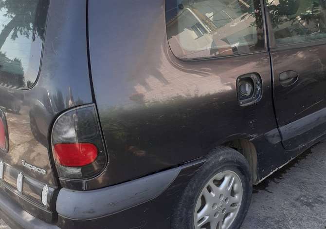 Shitet per pjese Renault Espance