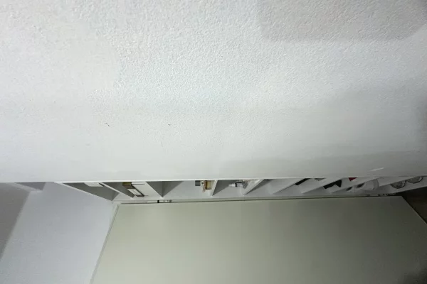 Shtepi ne shitje Apartament ne Tirane, Garsoniere, Mobilimi E mobiluar, Pagesa 73,000  Euro.