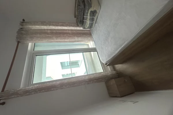 Shtepi me qera Apartament ne Tirane, 1+1, Mobilimi E mobiluar, Pagesa 400  Euro.