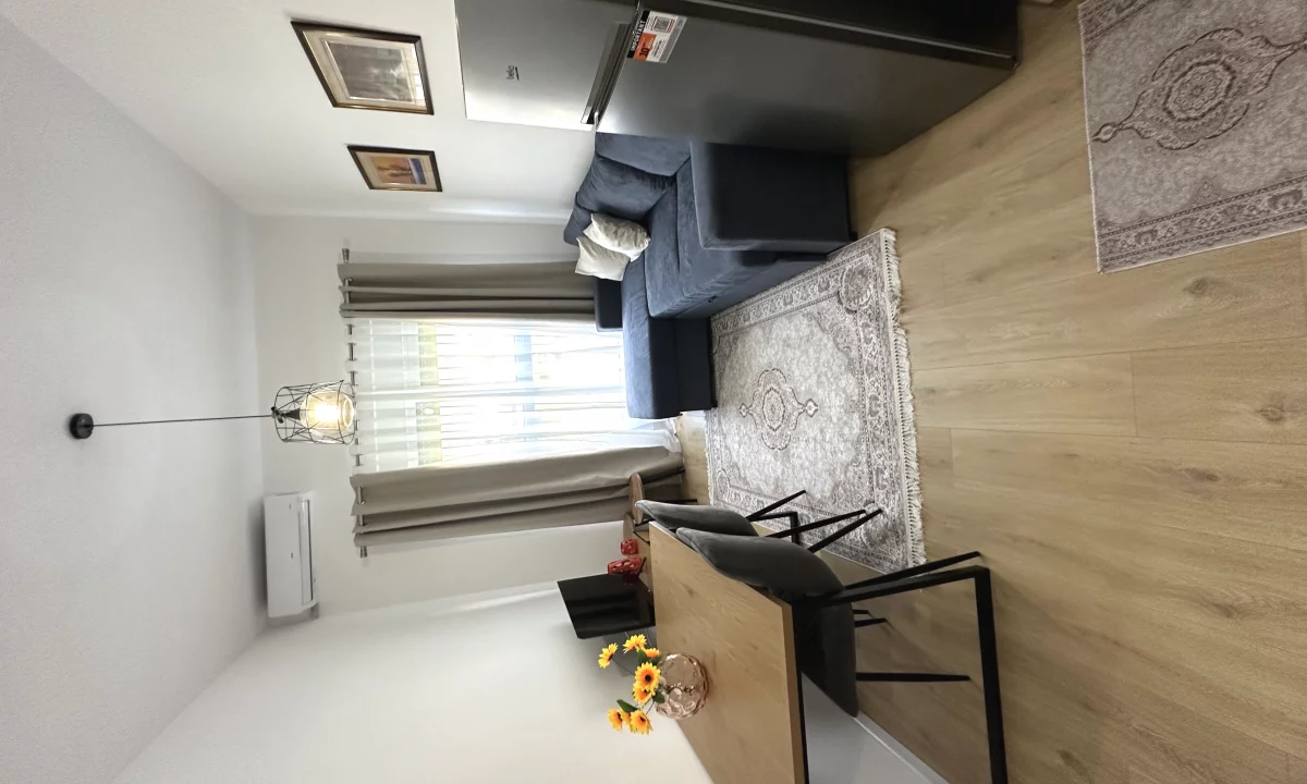 Shtepi me qera Apartament ne Tirane, 1+1, Mobilimi E mobiluar, Pagesa 40,000  Leke.