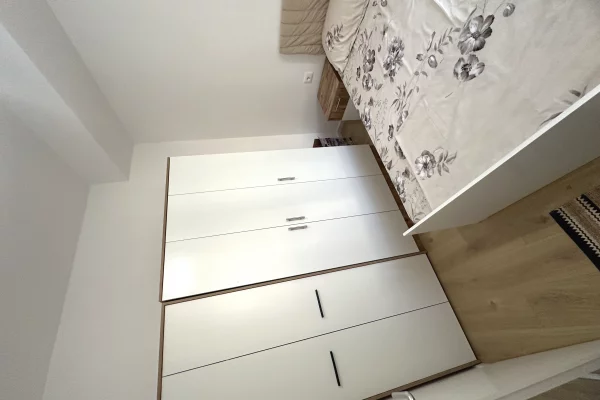 Shtepi me qera Apartament ne Tirane, 1+1, Mobilimi E mobiluar, Pagesa 40,000  Leke.