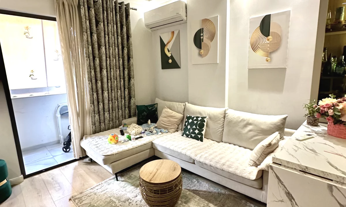 Shtepi me qera Apartament ne Tirane, 2+1, Mobilimi E mobiluar, Pagesa 60,000  Leke.