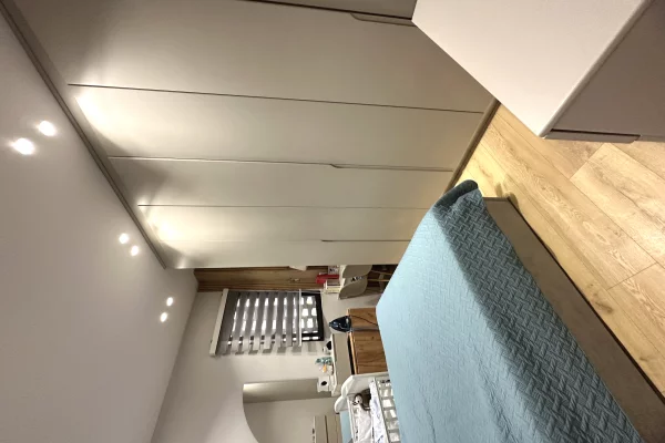 Shtepi me qera Apartament ne Tirane, 2+1, Mobilimi E mobiluar, Pagesa 60,000  Leke.