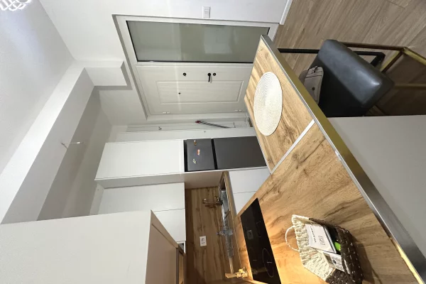 Shtepi me qera Apartament ne Tirane, 1+1, Mobilimi E mobiluar, Pagesa 35,000  Leke.