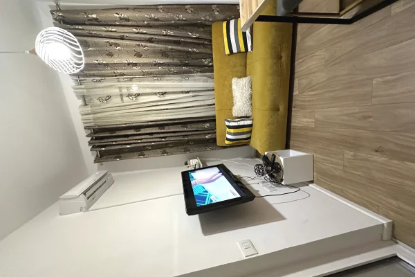 Shtepi me qera Apartament ne Tirane, 1+1, Mobilimi E mobiluar, Pagesa 35,000  Leke.