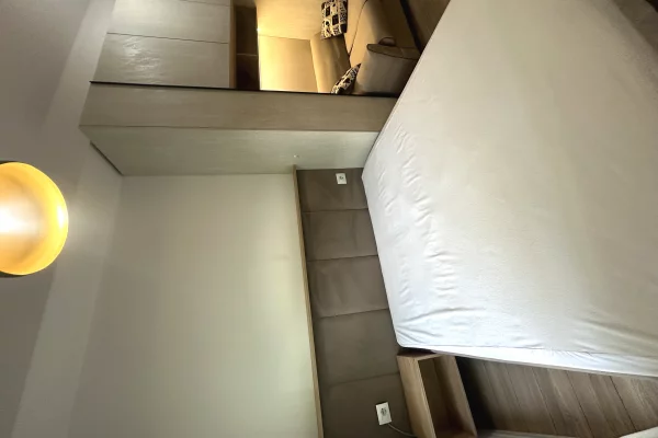 Shtepi ne shitje Apartament ne Tirane, Garsoniere, Mobilimi E mobiluar, Pagesa 64,000  Euro.