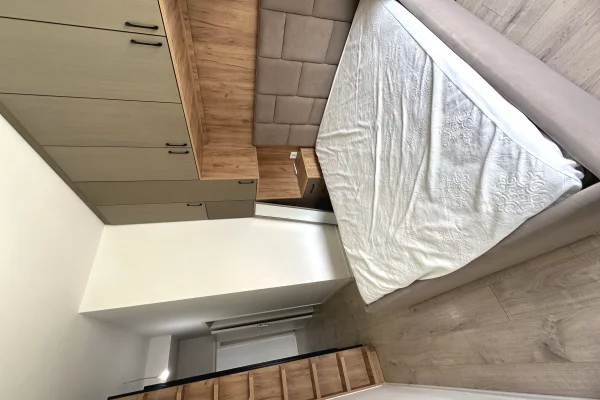 Shtepi ne shitje Apartament ne Tirane, 2+1, Mobilimi E mobiluar, Pagesa 159,000  Euro.