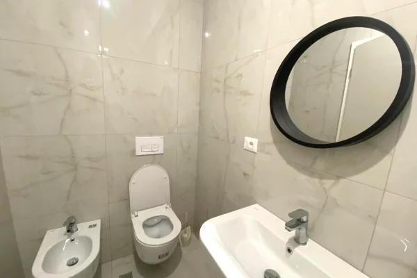 Shtepi me qera Apartament ne Tirane, 1+1, Mobilimi E mobiluar, Pagesa 40,000  Leke.