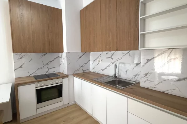 Jepet me qira 1+1 kompleksi Kadiu Ali Dem 45.000Leke