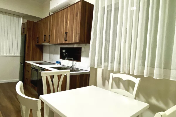 Shtepi me qera Apartament ne Tirane, 2+1, Mobilimi E mobiluar, Pagesa 65,000  Leke.