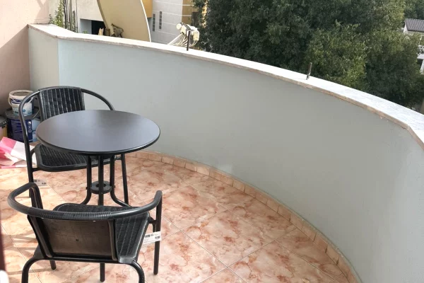 Shtepi me qera Apartament ne Tirane, 1+1, Mobilimi E mobiluar, Pagesa 55,000  Leke.
