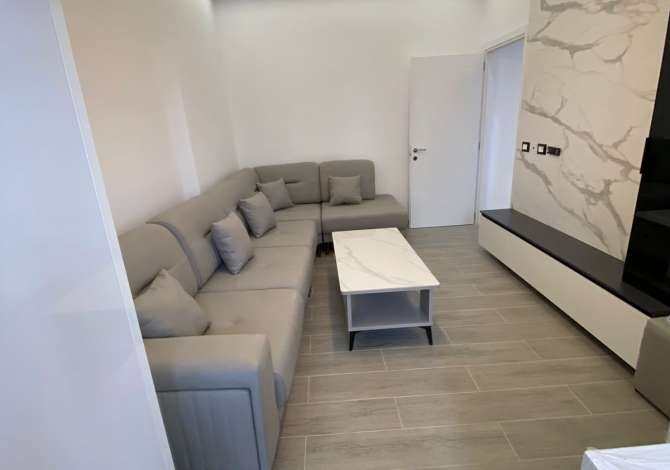 Shtepi ne shitje Apartament ne Tirane, 2+1, Mobilimi E mobiluar, Pagesa 120,000  Euro.