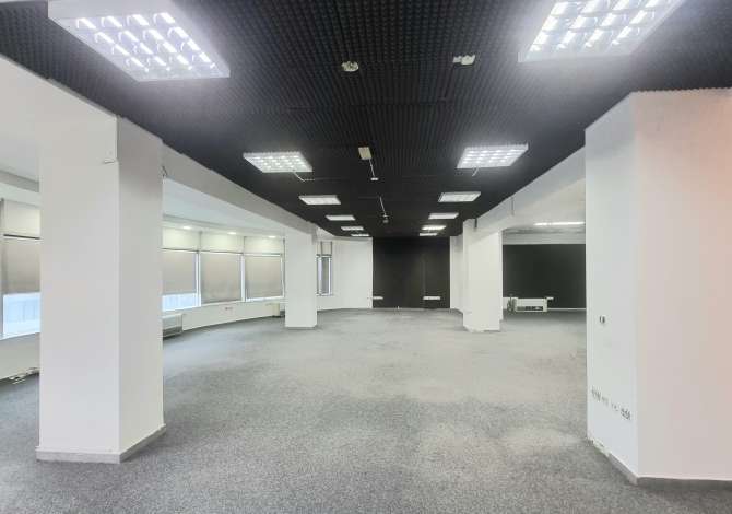 Ambient biznesi me qera 3+1 ne Tirane - 2,500 Euro