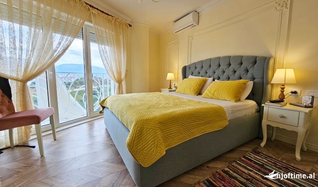 Appartamento in affitto a Tirana 2+1, Arredato