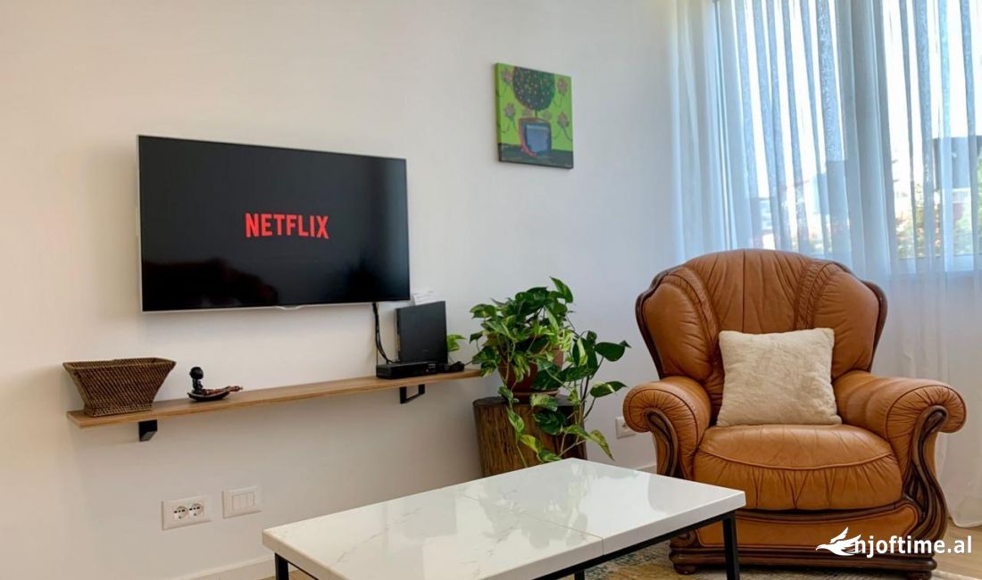 Shtepi me qera Apartament ne Tirane, 2+1, Mobilimi E mobiluar, Pagesa 700  Euro.