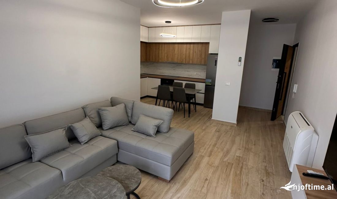 Apartment for rent in Tirana 2+1, Emty