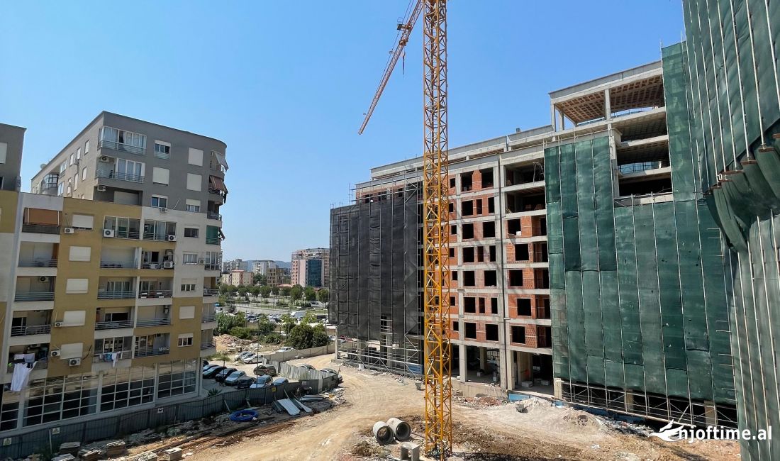 Appartamento in vendita a Tirana 2+1, Vuoto