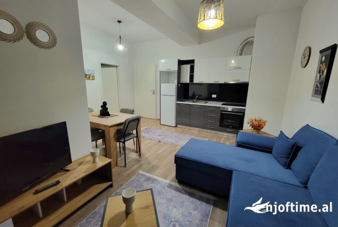 Jepet me qira apartament 2+1