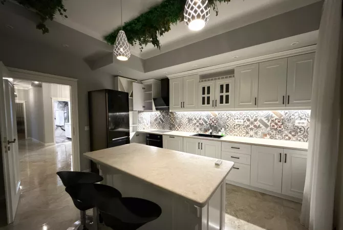 Jepet me qira apartament 3+1+2+post parkimi