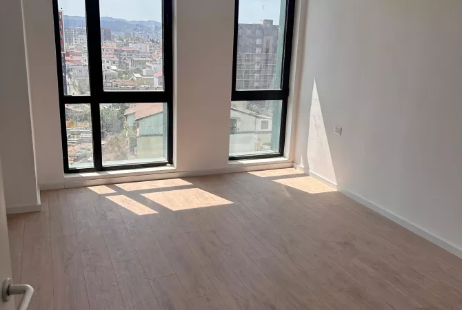 Shitet apartament 1+1 Bukevardi i Ri