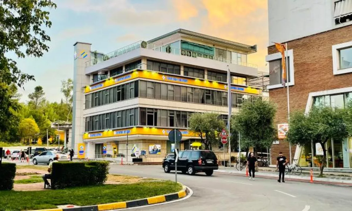 Shitet njesi biznesi prane Gardes (bllokut)