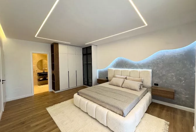 Shtepi ne shitje Apartament ne Tirane, 2+1, Mobilimi E mobiluar, Pagesa 332,000  Euro.