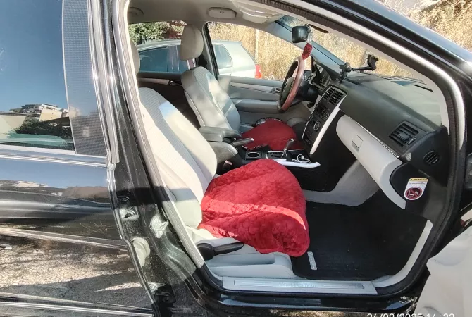 Auto in Vendita a Tirana, Mercedes-Benz, 2007 Diesel,Kambio Automatik Pagamento 4,700  Euro.