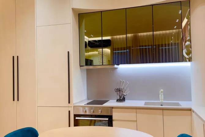 Shtepi me qera Apartament ne Tirane, 1+1, Mobilimi E mobiluar, Pagesa 100,000  Leke.