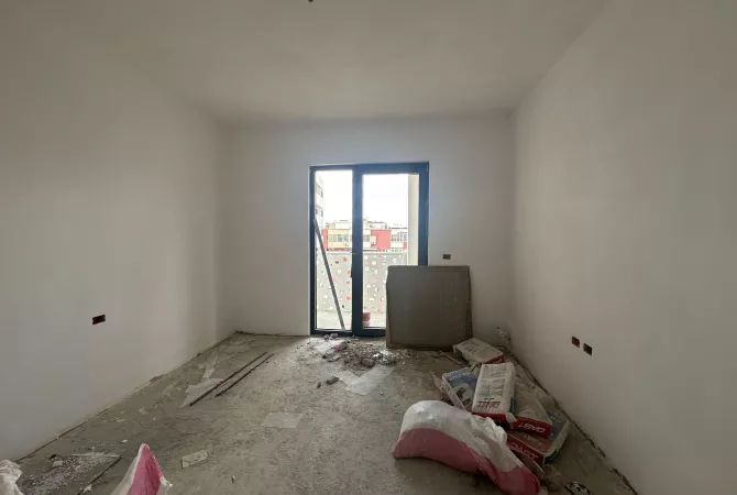 Appartamento in vendita a Tirana 2+1, Vuoto