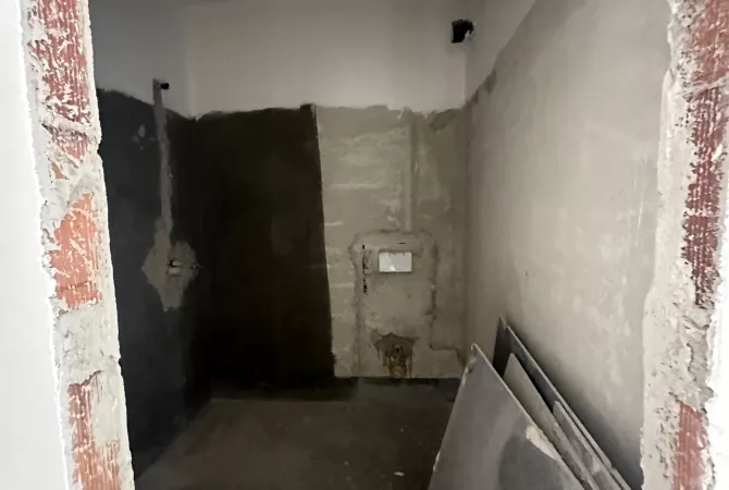 Appartamento in vendita a Tirana 2+1, Vuoto