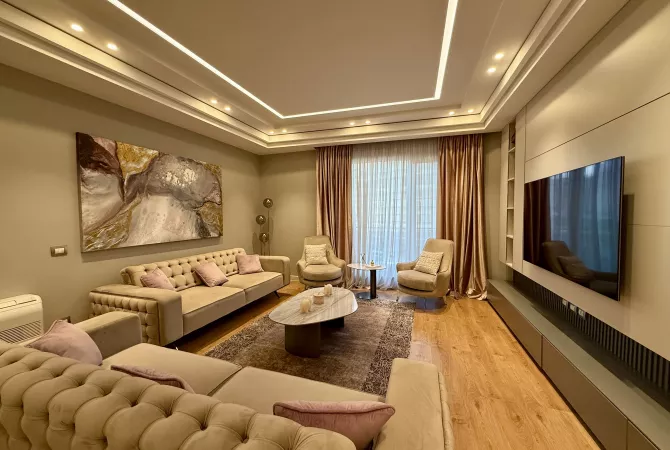 Shtepi ne shitje Apartament ne Tirane, 3+1, Mobilimi E mobiluar, Pagesa 380,000  Euro.