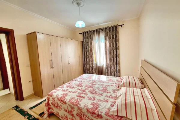 Shtepi me qera Apartament ne Tirane, 1+1, Mobilimi E mobiluar, Pagesa 500  Euro.