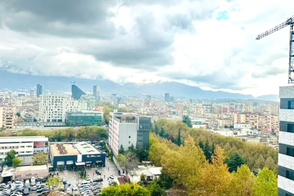 Appartamento in vendita a Tirana 1+1, Vuoto