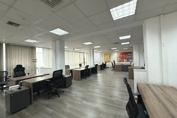 Jepet me qira zyre ne qender te Tiranes