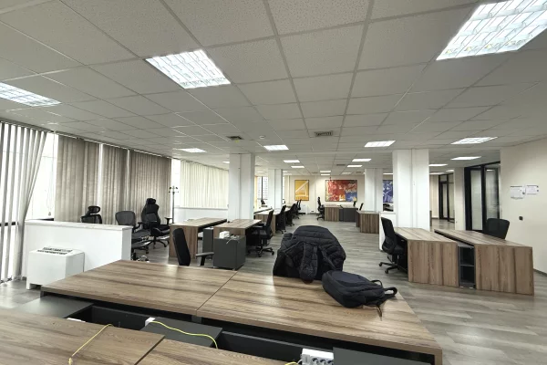 Jepet me qira zyre ne qender te Tiranes