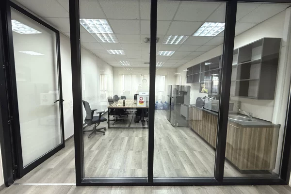 Jepet me qira zyre ne qender te Tiranes