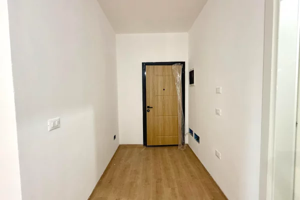 Appartamento in vendita a Tirana 1+1, Vuoto