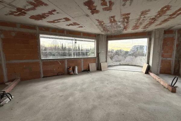 Shtepi ne shitje Apartament ne Tirane, 3+1, Mobilimi Bosh, pa mobiluar, Pagesa 395,000  Euro.