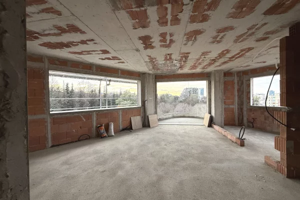 Shtepi ne shitje Apartament ne Tirane, 3+1, Mobilimi Bosh, pa mobiluar, Pagesa 395,000  Euro.