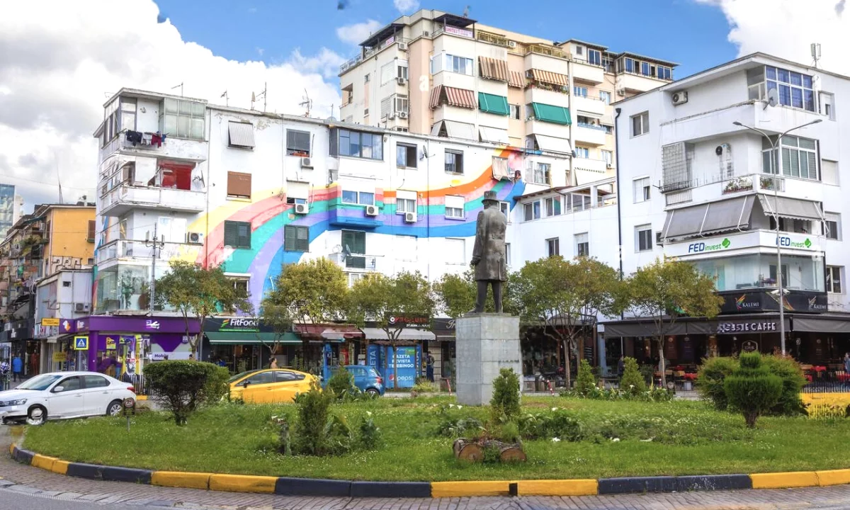 Jepet me qira ambient biznesi/dyqan tek Sheshi Willson 