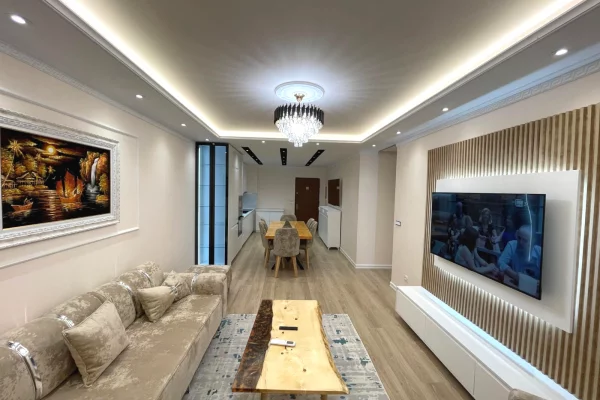 Shtepi me qera Apartament ne Tirane, 2+1, Mobilimi E mobiluar, Pagesa 1,300  Euro.