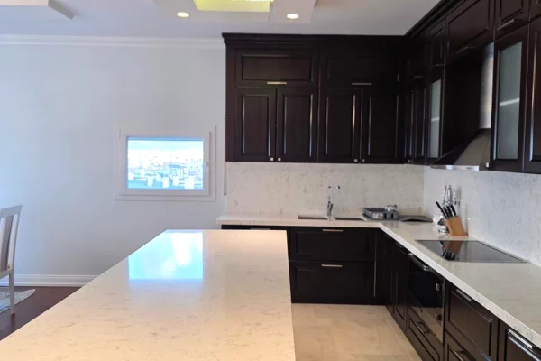 Shtepi ne shitje Apartament ne Tirane, 2+1, Mobilimi E mobiluar, Pagesa 259,000  Euro.