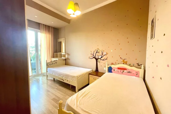 Appartamento in vendita a Tirana 1+1, Arredato