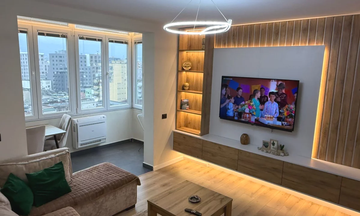 Appartamento in affitto a Tirana 1+1, Arredato