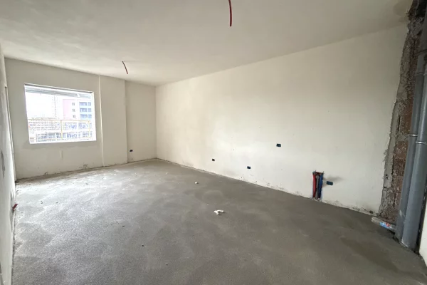Shtepi ne shitje Apartament ne Tirane, 3+1, Mobilimi Bosh, pa mobiluar, Pagesa 146,000  Euro.