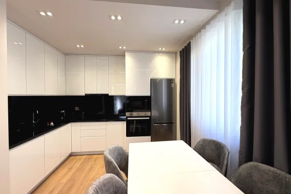 Casa in affitto 2+1 a Tirana - 1,000 Euro