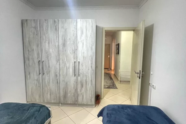 Appartamento in affitto a Tirana 2+1, Arredato